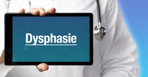 Image d'un médecin montrant le mot "dysphasie"