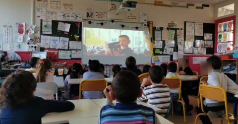 Image de la projection du court-métrage dans les écoles